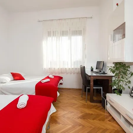 Apartman King's View Split