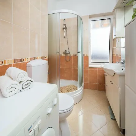 Apartman King's View Split